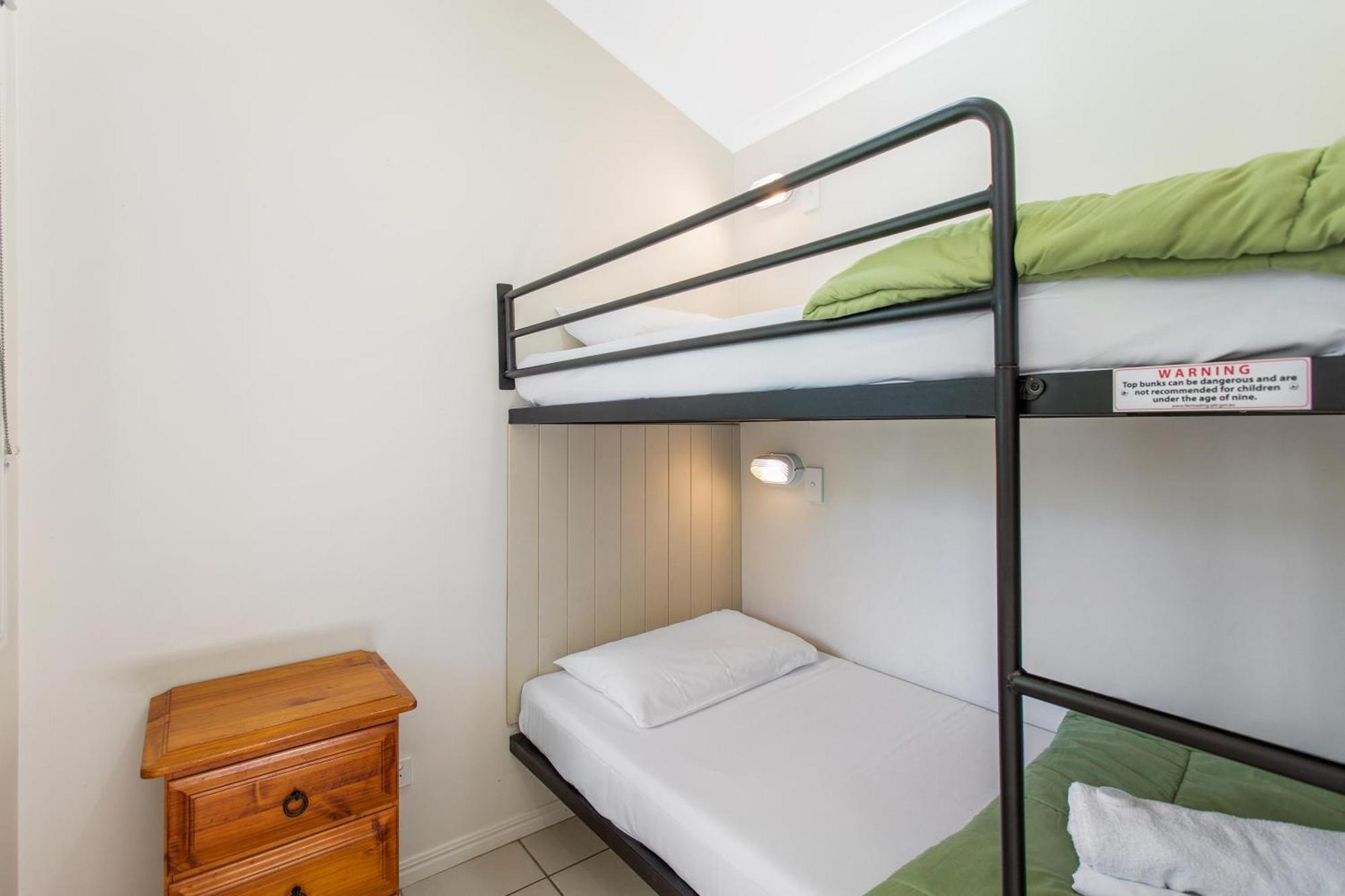 Landsborough Holiday Park Room photo